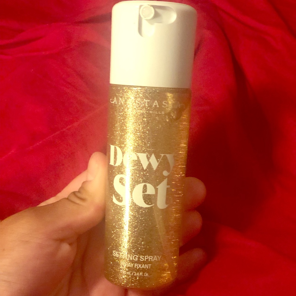 Setting spray